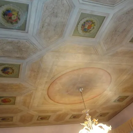 Residenza Grisostomo Pensión 3*