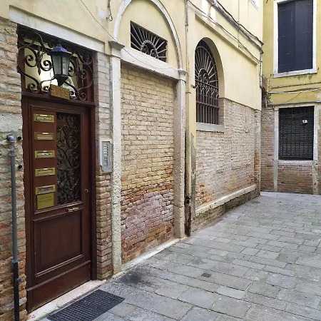 Penzion Residenza Grisostomo 3*