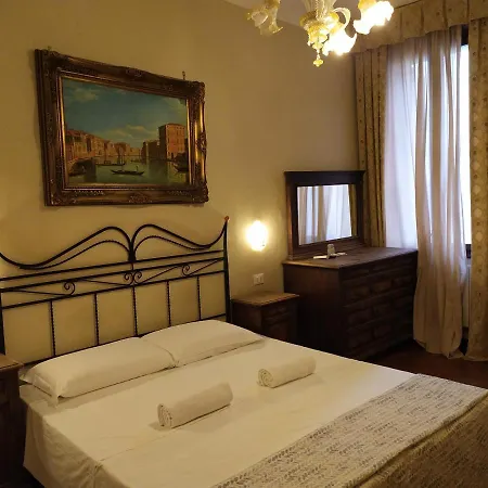 Residenza Grisostomo 3* Benátky